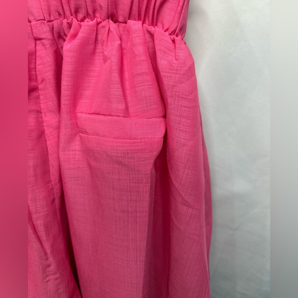 NWT The Clothing Company Pink
Two Piece Romper & Belt Set size Small - Picture 8 of 9